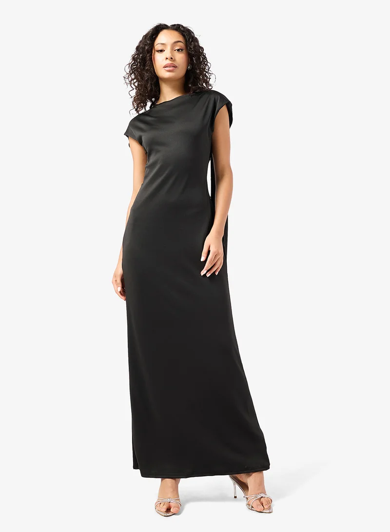 Ginger Off Shoulder Assymetric Dress with Trail